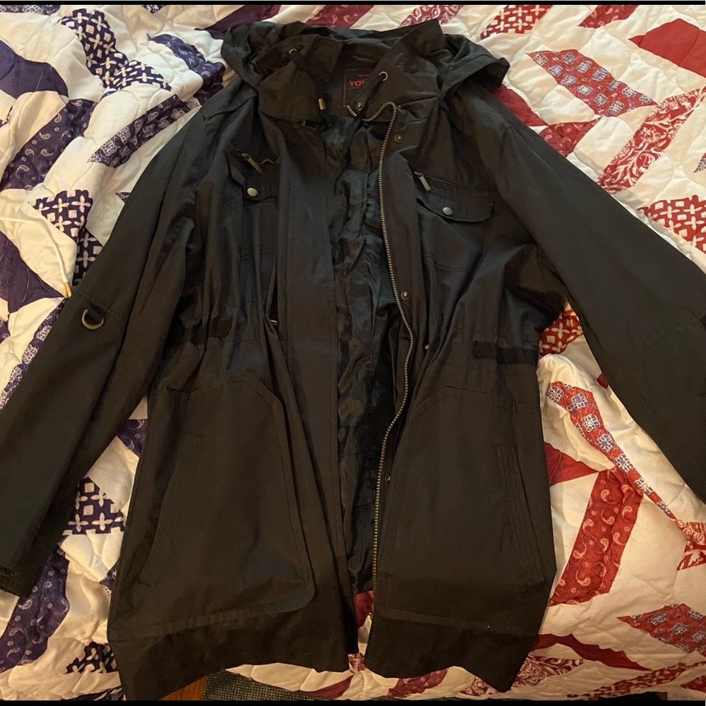 Medium-weight Black hooded jacket. Great for Fall!
